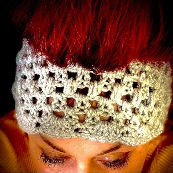 “ICE CASTLES” CROCHETED FINGERLESS GLOVES AND EAR WARMER SET - Picture 7 of 9